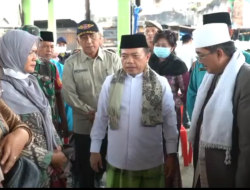 Al Haris Beri Bantuan Kepada Korban Kebakaran Pelabuhan Ampera