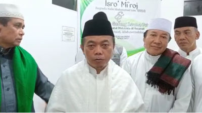 Hadiri Isra’ Mi,raj  Ponpes Ummahatul Mukminin Al Hasanah , Gubernur Al Haris Resmikan Gedung Asrama Putri