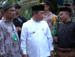 Gubernur Al Haris Buka Festival Bantai Adat