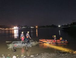 Edo Hilang Saat Cari Besi Tua Didasar Sungai