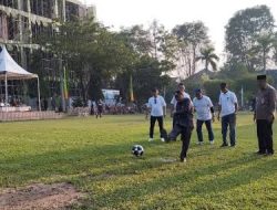 Maulana Buka Pertandingan Sepakbola Mini Antar OPD