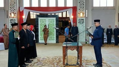 Fasha Lantik Dewan Pengawas Perumda Air Minum Tirta Mayang Kota Jambi.