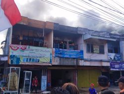 4 Ruko Tebakar Di Payo Lebar