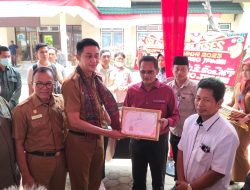 PJ Bupati Muaro Jambi Berikan Ratusan Sertifikat Hak Atas Tanah Kepada UMKM
