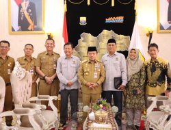 KI Jambi Serahkan Laporan Tahunan Ke Gubernur