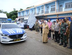 Penjabat Wali Kota Jambi Sri Purwaningsih Lepas Pendistribusian Logistik Pemilu 2024