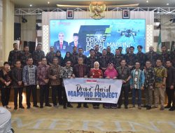 Pj Wali Kota Jambi Lepas Peserta Pelatihan Drone Aerial Mapping Project Ke Singapura