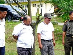 Sekda Azan Lepas Bantuan Sembako untuk Kecamatan Muarabulian dan Mersam