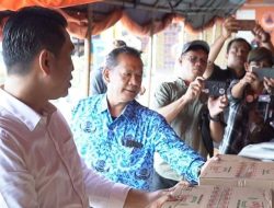 Bupati Fadhil Tinjau Kesiapan Logistik Bantuan Banjir di BPBD Batanghari
