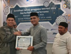 Berhasil Mengatasi Blankspot, Kominfo Muaro Jambi Raih Penghargaan dari APJII 