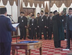 Sekda Budi Hartono Hadiri Pelantikan Dirut Bank Jambi