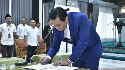 Bupati Fadhil Lantik Puluhan Pejabat Struktural dan Fungsional Tertentu Dilingkup Pemkab Batanghari