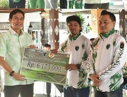 Bupati Fadhil Serahkan Bonus Atlet Berprestasi pada Porprov Jambi Ke-XXIII