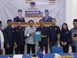 Giliran Pardomuan Ambil Formulir di Nasdem