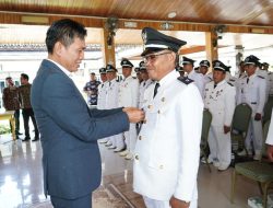 Bupati Fadhil Arief Lantik dan Kukuhkan Kepala Desa Penyesuaian Masa Jabatan