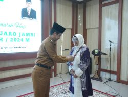 Pj Bupati Raden Najmi Melepas Calon Jemaah Haji Asal Kabupaten Muaro Jambi
