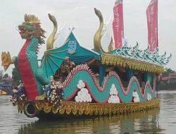 Meriah, Lomba Pacu Perahu dan Ketek Hias