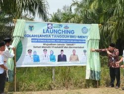 Sekda Azan Hadiri Launching Sekolah Lansia Tangguh BKL Mentari Desa Sungai Baung