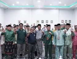 Sekda Azan Terima dan Buka Kegiatan KKN Mahasiswa UGM Periode 2 Tahun 2024 di Batanghari