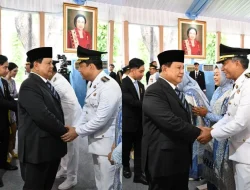 BBS dan Jun Mahir Resmi Dilantik, Serukan Muaro Jambi Berbakti