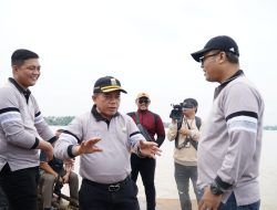 Gubernur Al Haris Siap Wujudkan Keinginan Penggiat Perahu Tradisional Jambi Miliki Perahu Baru