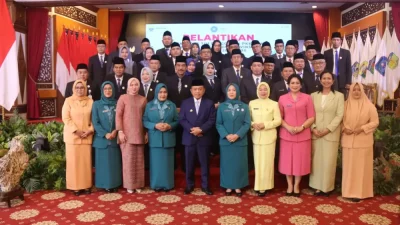 Pelantikan TP-PKK dan Tim Posyandu Jambi, Gubernur Dorong Optimalisasi Program Kesejahteraan Rakyat