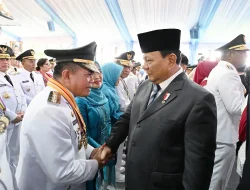 AL Haris Terima Penghargaan dari Kapolri atas Dukungan Terhadap Densus 88