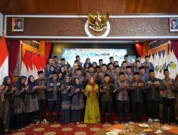 Gubernur Jambi Al Haris Kukuhkan 54 Petugas Haji Provinsi Jambi