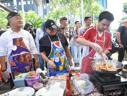 Serunya! Wali Kota dan Wawako Ikut Lomba Masak Nasi Goreng Bahagia Antar OPD di HUT Kota Jambi
