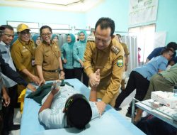 Bupati Muaro Jambi Luncurkan Program Sunat Gratis di Seluruh Pukesmas