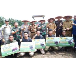 Penananaman Padi Serentak Untuk Mencapai Swasembada Pangan Nasional Seluruh Indonesia