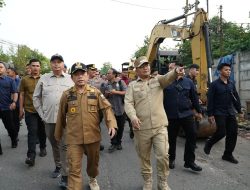Al Haris Turun Langsung Bersama Walikota Tertibkan PKL Pasar Talang Banjar