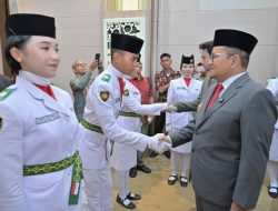 Kukuhkan Paskibraka Kota Jambi, Maulana : “Simbol Persatuan, Disiplin, serta Semangat Nasionalisme”