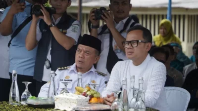 Al Haris Dampingi Wamendagri Tinjau Kampung Bahagia di Kota Jambi