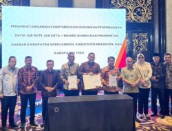 Sekda Batang Hari Hadiri RUPSLB Bank Jambi Bersama Bank BJB