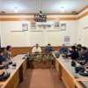 DPRD Muaro Jambi Klarifikasi Temuan BPK Perjalanan Dinas di Hadapan Massa Aksi