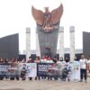 Gerakan Komix Herbal Peduli Bagikan Masker kepada Warga di CFD Kota Jambi